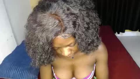 Snapshot of sweet_sherie chatting on November 26, 2025, 12:44 am ellanah Tracie online show from November 26, 2025, 12:44 am