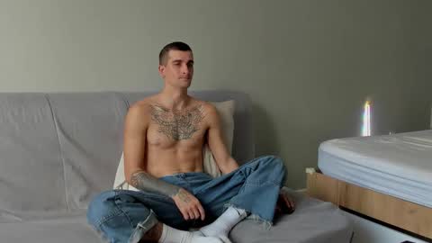 sweet_smith8 online show from October 20, 2025, 7:53 am