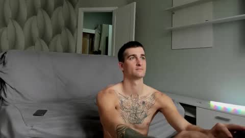 sweet_smith8 online show from October 27, 2025, 9:35 am