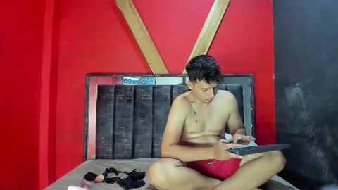 sweet_sofi20 online show from November 10, 2025, 1:10 pm