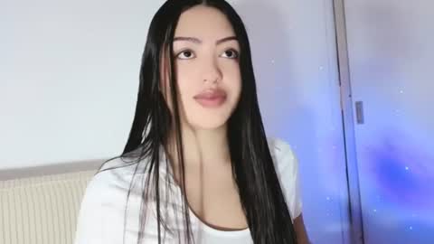 sweet_sophie_7 online show from July 30, 2026, 1:48 am