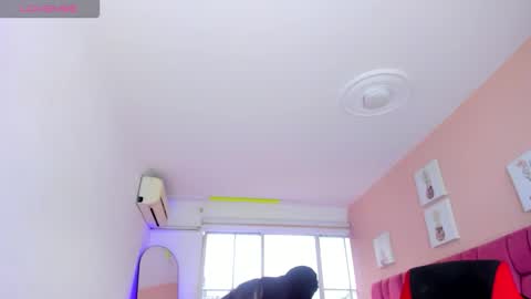 Snapshot of sweet_stacie chatting on February 13, 2026, 2:13 pm sweet_stacie online show from February 13, 2026, 2:13 pm