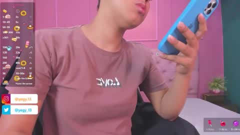 Snapshot of sweet_starxx chatting on January 16, 2026, 6:45 pm Yeileen online show from January 16, 2026, 6:45 pm