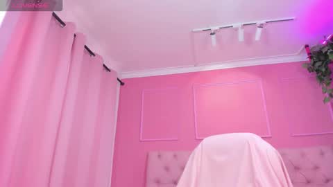 Snapshot of sweet_starxx chatting on February 3, 2026, 7:52 pm Yeileen online show from February 3, 2026, 7:52 pm