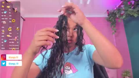 Snapshot of sweet_starxx chatting on February 17, 2026, 8:59 pm Yeileen online show from February 17, 2026, 8:59 pm