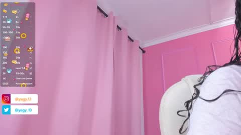 Snapshot of sweet_starxx chatting on March 6, 2026, 10:39 pm Yeileen online show from March 6, 2026, 10:39 pm