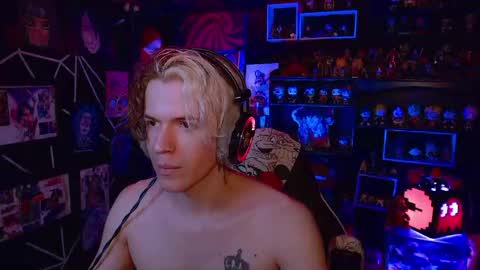 Snapshot of sweet_steve chatting on March 10, 2025, 4:17 am Matt online show from March 10, 2025, 4:17 am