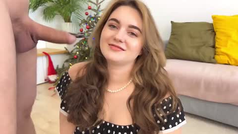 Snapshot of sweet_sugar87 chatting on January 18, 2026, 1:04 pm ViolaandVince online show from January 18, 2026, 1:04 pm