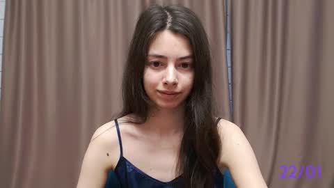 Snapshot of sweet_sweet_angel chatting on January 22, 2025, 9:02 am Angel online show from January 22, 2025, 9:02 am