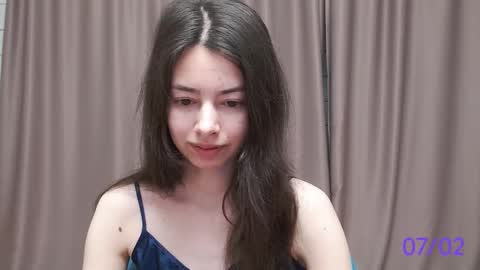 Snapshot of sweet_sweet_angel chatting on February 7, 2025, 3:01 am Angel online show from February 7, 2025, 3:01 am