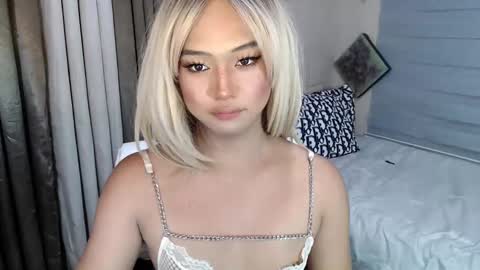 Snapshot of sweet_tenshi chatting on March 3, 2025, 11:11 am tenshi online show from March 3, 2025, 11:11 am