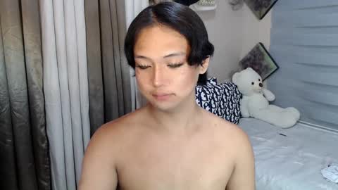 Snapshot of sweet_tenshi chatting on March 6, 2025, 1:24 pm tenshi online show from March 6, 2025, 1:24 pm