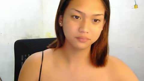 Snapshot of sweet_tenshi chatting on April 12, 2026, 2:22 pm tenshi online show from April 12, 2026, 2:22 pm