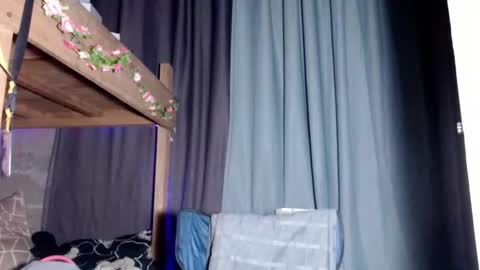 sweet_vell online show from May 11, 2026, 8:06 pm