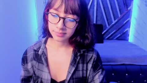 Snapshot of sweet_venus4 chatting on January 24, 2025, 6:35 pm sweet_venus4 online show from January 24, 2025, 6:35 pm