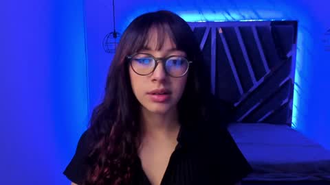 Snapshot of sweet_venus4 chatting on January 27, 2025, 6:41 pm sweet_venus4 online show from January 27, 2025, 6:41 pm