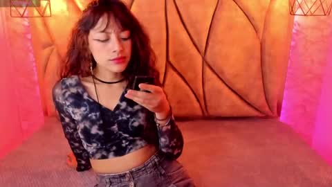 Snapshot of sweet_venus4 chatting on February 22, 2025, 7:03 pm sweet_venus4 online show from February 22, 2025, 7:03 pm