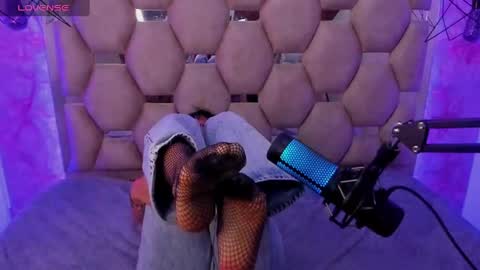 Snapshot of sweet_venus4 chatting on March 3, 2025, 2:15 pm sweet_venus4 online show from March 3, 2025, 2:15 pm