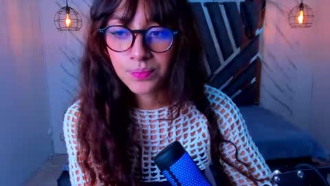 Snapshot of sweet_venus4 chatting on March 8, 2025, 3:24 pm sweet_venus4 online show from March 8, 2025, 3:24 pm
