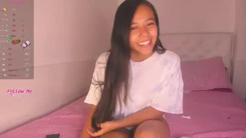 Snapshot of sweet_wild_10 chatting on July 24, 2026, 6:06 pm sweet and wild online show from July 24, 2026, 6:06 pm