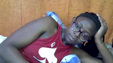 sweet_zarah online show from April 11, 2026, 1:54 am