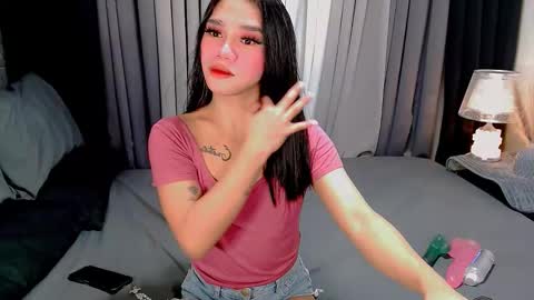 bea takashi  online show from October 25, 2025, 8:55 am