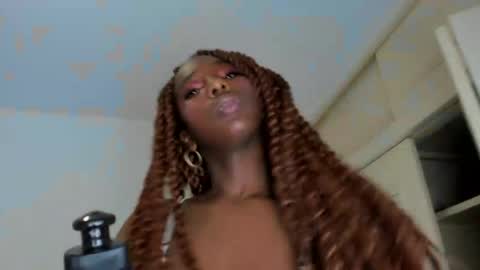 sweetafrican_squirt online show from May 12, 2026, 3:03 am