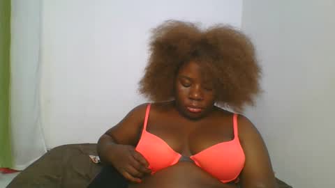 Snapshot of sweetafricangal chatting on February 26, 2025, 11:59 pm NASHA online show from February 26, 2025, 11:59 pm