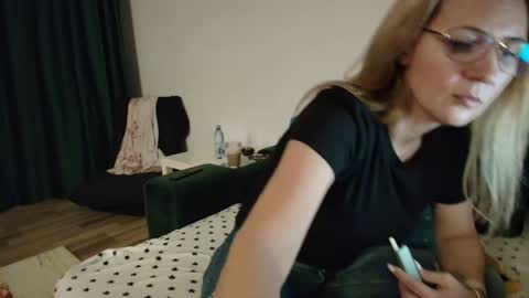 Snapshot of sweetania_ chatting on January 28, 2025, 8:58 pm Ania online show from January 28, 2025, 8:58 pm