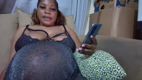 Snapshot of sweetateka chatting on December 1, 2025, 9:09 pm Sweetateka online show from December 1, 2025, 9:09 pm