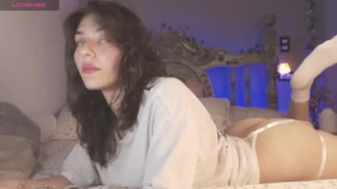 Snapshot of sweetaurora_ chatting on November 9, 2025, 12:20 am Aurora Rossi online show from November 9, 2025, 12:20 am