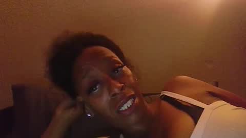 sweetaztee online show from February 8, 2025, 9:46 am