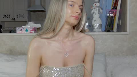 sweetbabyxx2021 online show from December 30, 2024, 5:04 am