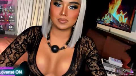 bella online show from November 17, 2025, 5:24 am