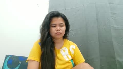 sweetbigtits_maria online show from April 15, 2026, 9:26 pm