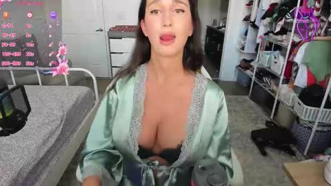 Snapshot of sweetbuttocks chatting on February 3, 2026, 9:09 pm Anna online show from February 3, 2026, 9:09 pm