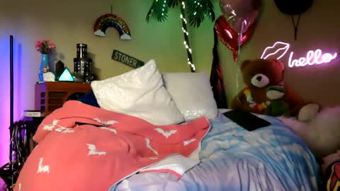 Snapshot of sweetcarimilla83 chatting on March 3, 2026, 8:09 am Jillian online show from March 3, 2026, 8:09 am