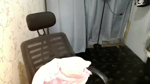 Snapshot of sweetcharise18 chatting on February 21, 2025, 1:11 pm Cha cha online show from February 21, 2025, 1:11 pm