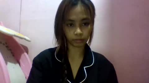 Snapshot of sweetchixxx chatting on February 3, 2025, 1:30 pm sweetchixxx online show from February 3, 2025, 1:30 pm