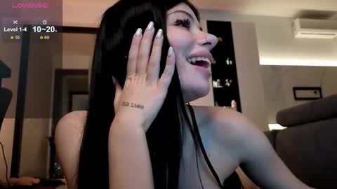 Snapshot of sweetcoles chatting on November 22, 2025, 8:30 pm Emma online show from November 22, 2025, 8:30 pm