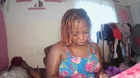 Snapshot of sweetcoochiex chatting on October 29, 2025, 9:44 am sweetcoochiex online show from October 29, 2025, 9:44 am