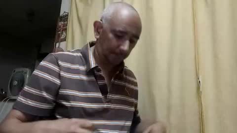 sweetcuervo independent model online show from December 8, 2024, 3:43 am