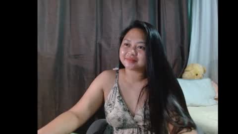 Snapshot of sweetdemurelady chatting on May 7, 2026, 2:11 pm Lynn online show from May 7, 2026, 2:11 pm
