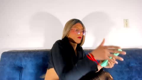 Snapshot of sweetdesaire chatting on February 17, 2025, 3:31 pm Amelia online show from February 17, 2025, 3:31 pm