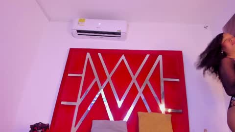 Snapshot of sweetdesire69asm chatting on May 19, 2026, 9:21 pm sweetdesire69asm online show from May 19, 2026, 9:21 pm