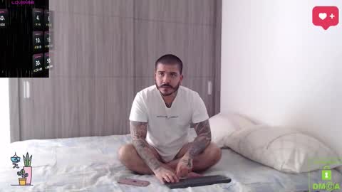         online show from October 7, 2025, 4:37 pm