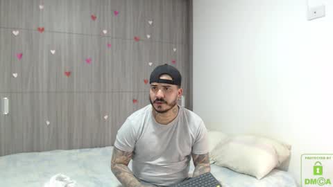 Snapshot of sweetdesires_ chatting on March 10, 2026, 4:12 pm online show from March 10, 2026, 4:12 pm