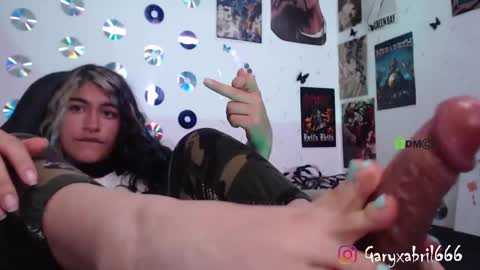 Abril online show from February 24, 2025, 5:53 pm