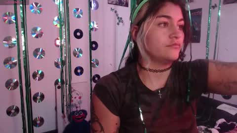 Abril online show from September 29, 2025, 4:12 pm