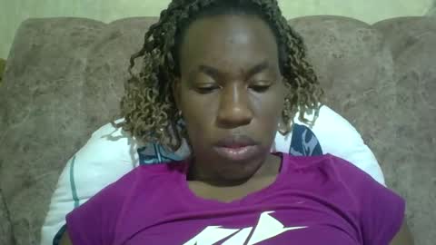 sweetdiva2012 online show from January 14, 2025, 2:50 am